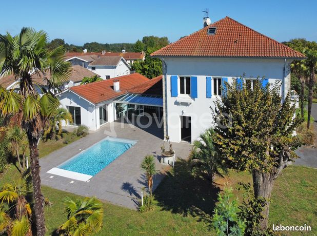 Maison 17 pièces 645 m²
