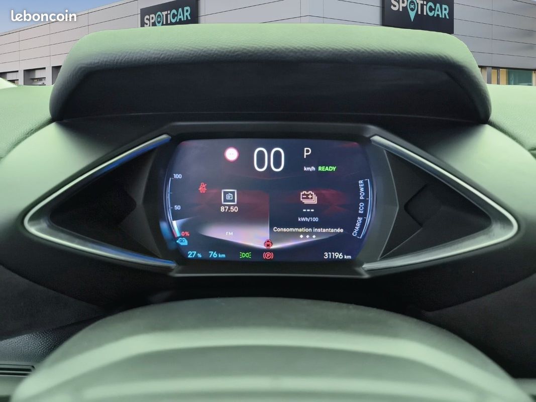 DS DS 3 E-Tense Performance Line+ (image 16)