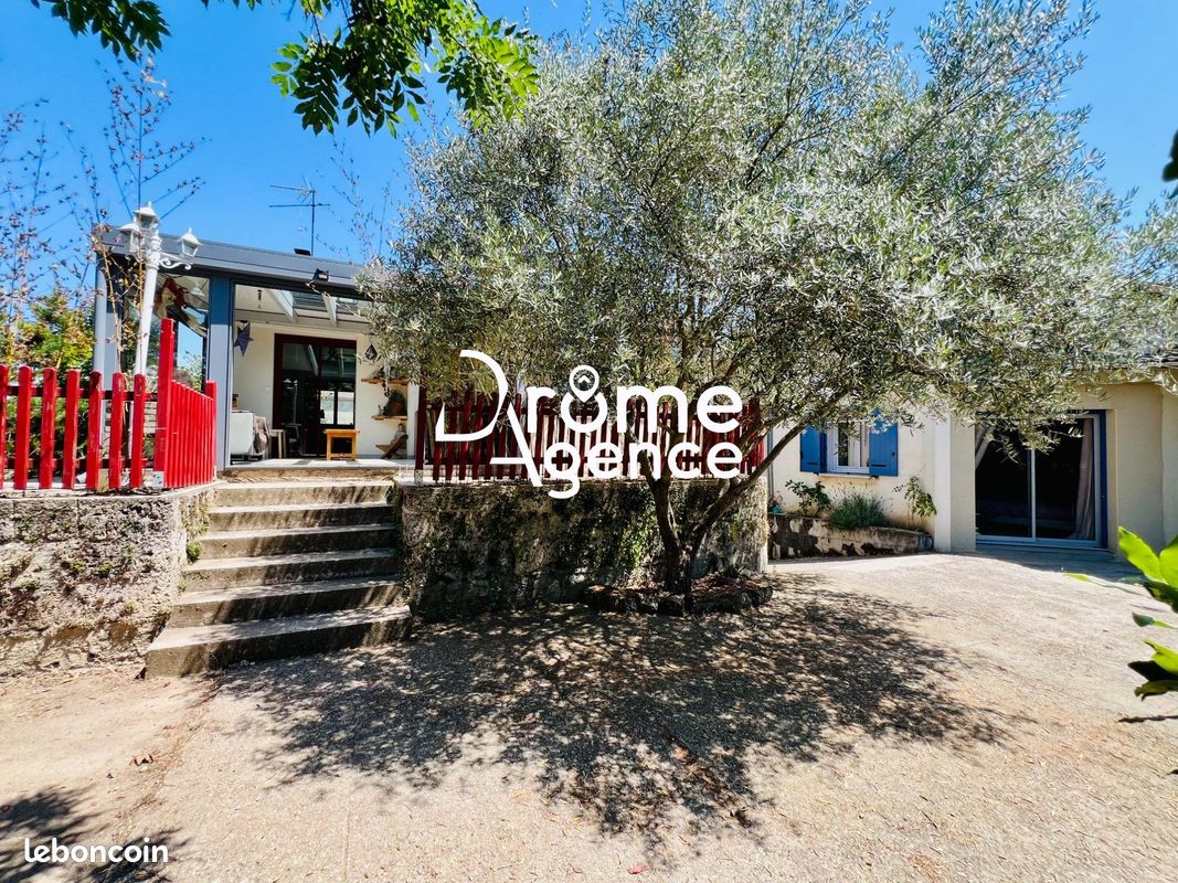 Maison 8 pièces 170 m² · à Montélier · 170 m² · 419 000 €