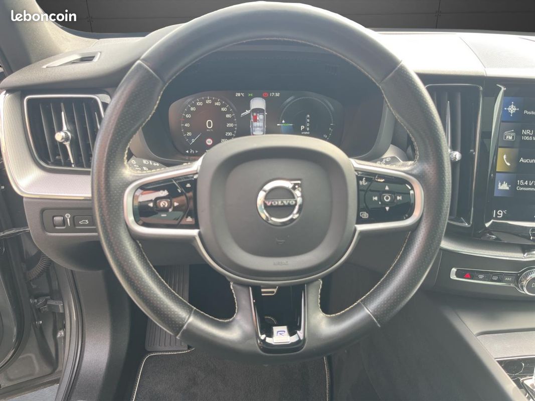 VOLVO XC60 T8 Twin Engine - 303+87 - BVA Geartronic R-Design (image 10)