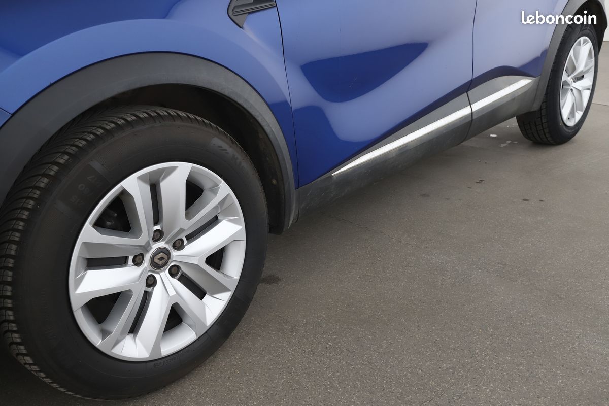Renault Captur 1.5 Blue dCi Business 95 ch (image 28)