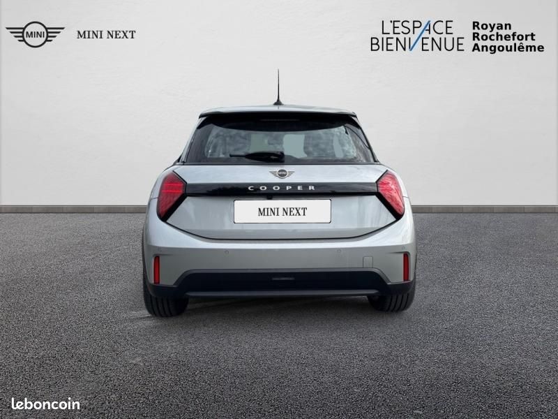 Mini Cooper 3 Portes C 156ch Essential DKG7 (image 12)