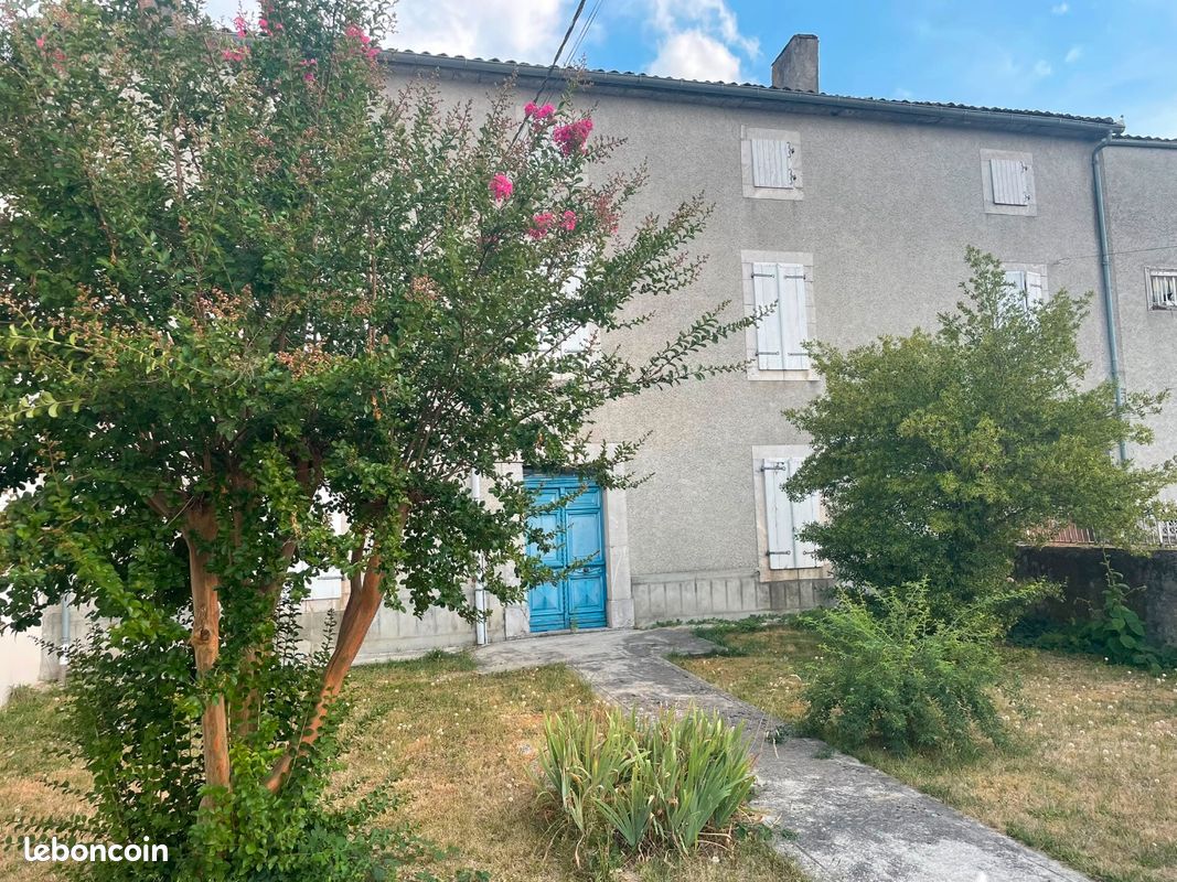 Maison 6 pièces 200 m² · à Saint-Gaudens · 200 m² · 150 000 €