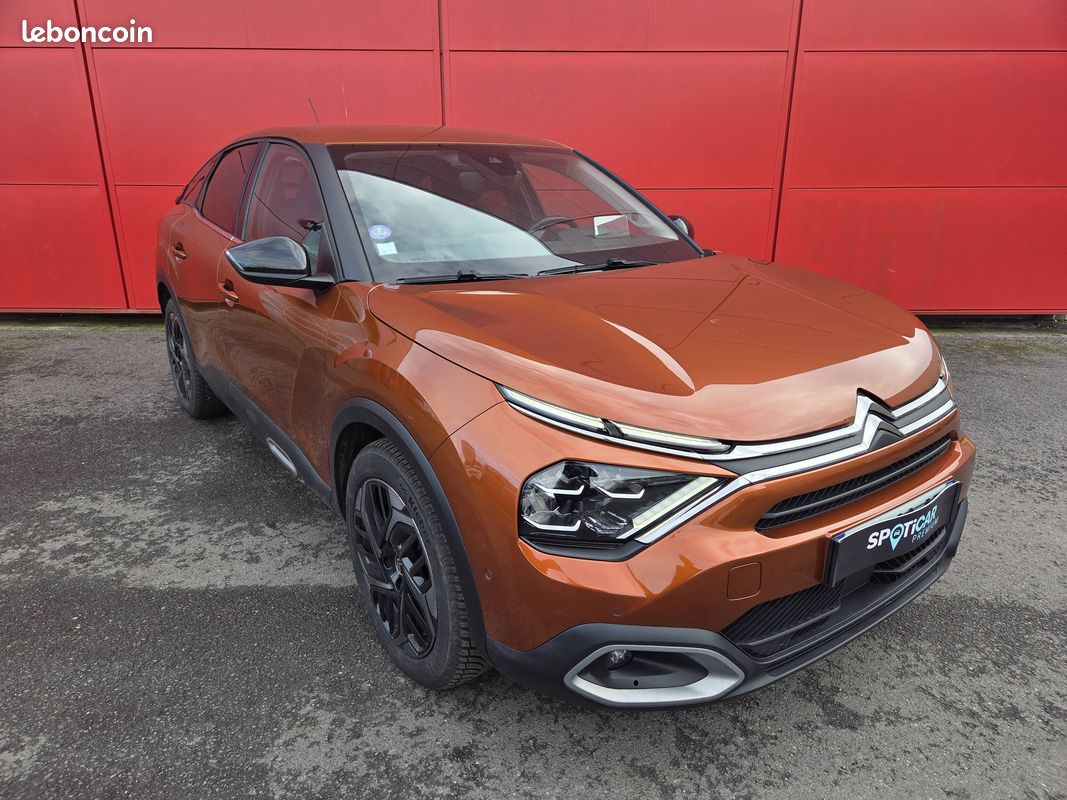 CITROEN C4 PureTech 155 S&S EAT8 Shine (image 3)