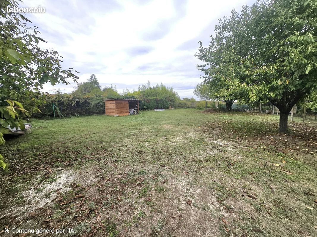 Terrain 686 m² · à Landiras · 686 m² · 76 300 €