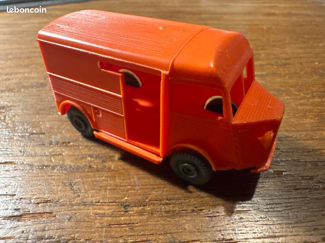 JOUET ANCIEN - BONUX Estafette Renault série de 25 modèles n°22 clef 1