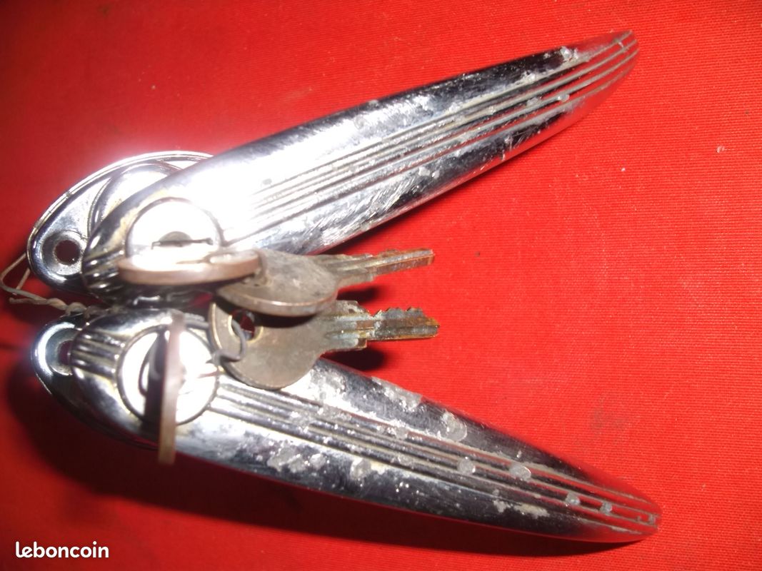 Poignées De Porte Sully – Modèle élégant En Laiton Doré Pour Usage Pro Ou Maison