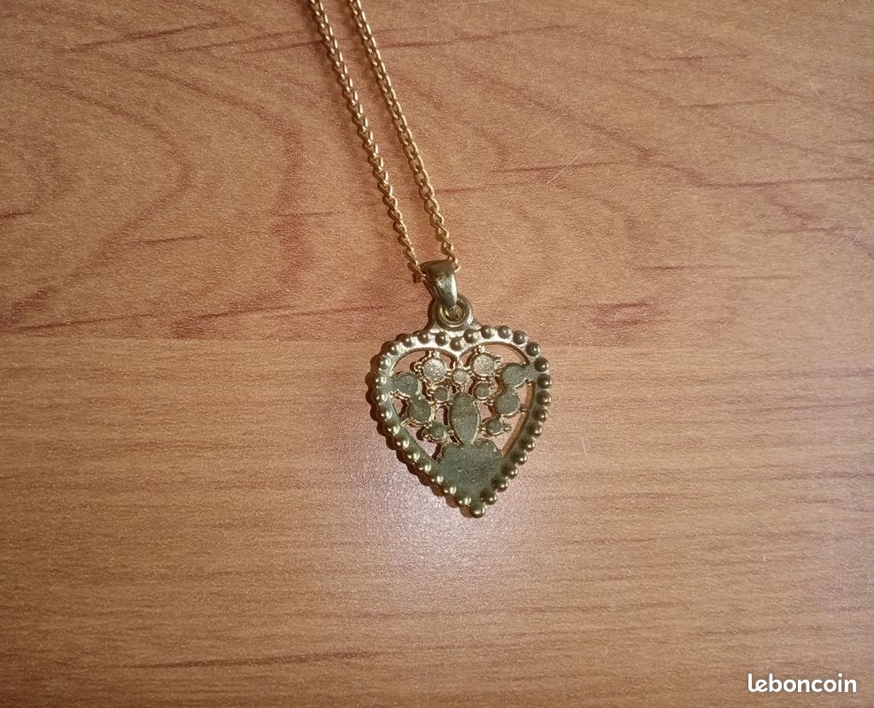 COLLIER Doré Pendentif Ajouré Coeur avec Strass - 45 cm (image 3)