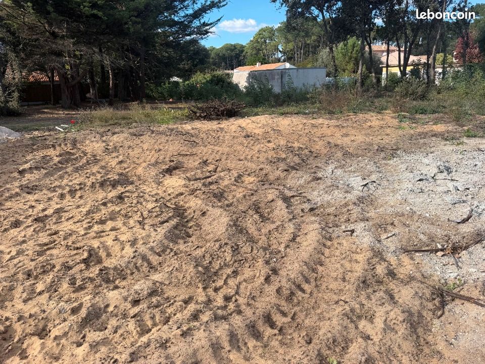 Terrain 427 m² · à Jard-sur-Mer · 157 000 €