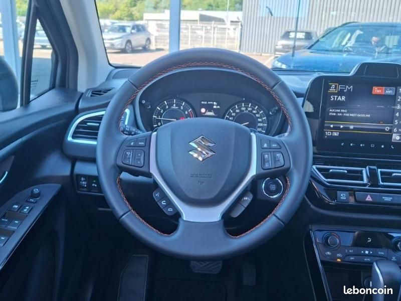 Suzuki S-Cross 1.4 Boosterjet Hybrid 110ch Xplore Auto Allgrip (image 13)