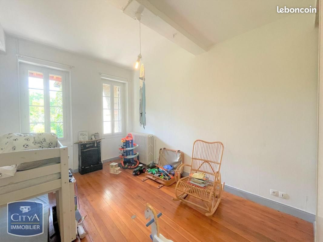 Appartement 3 pièces 112 m² - Coutras 33230 (image principale 3)