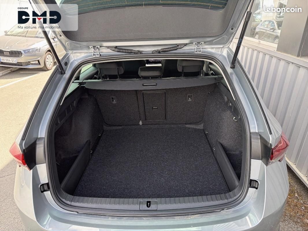 Skoda Octavia COMBI 1.5 TSI Hybrid 150 ch ACT DSG7 Selection (image 9)