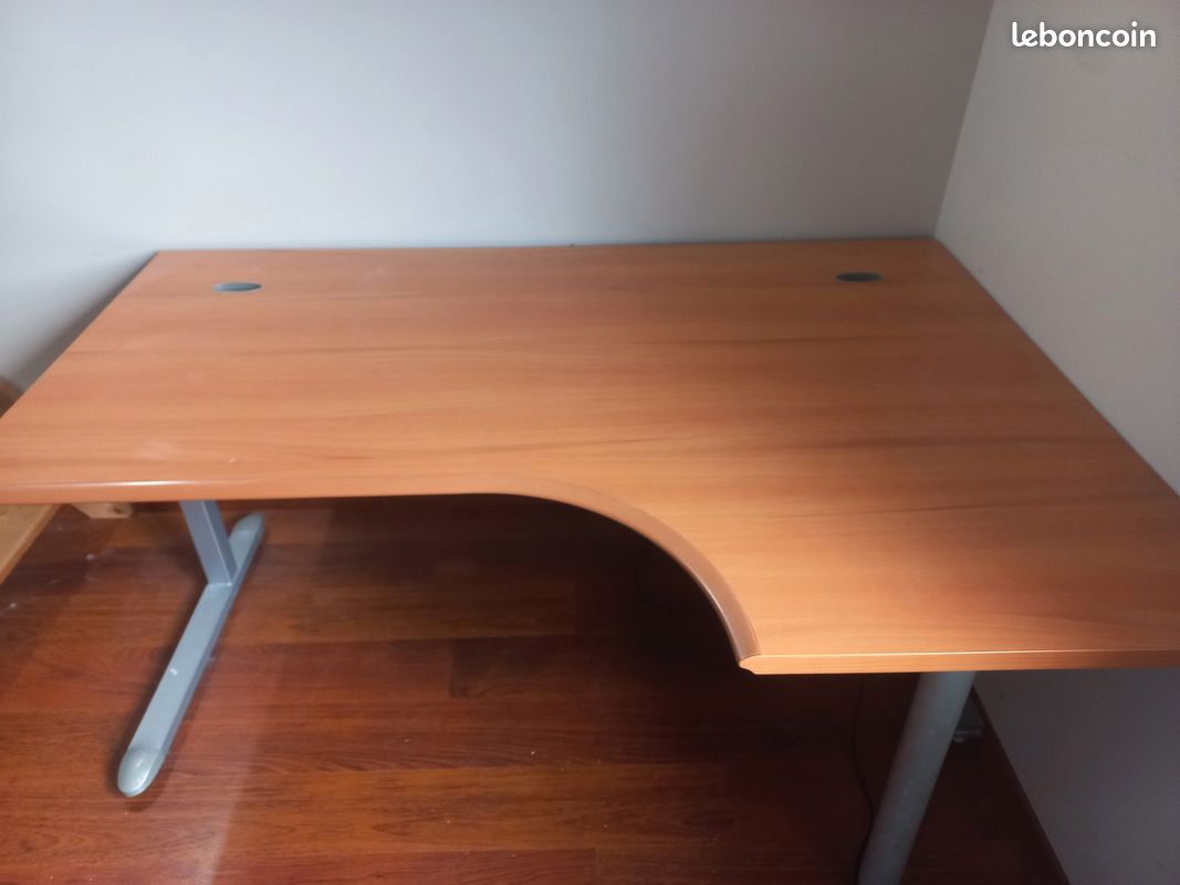 Bureau d'angle (image 1)