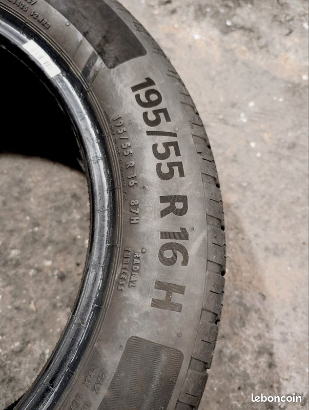 Lot De 4 Pneus été Continental T6 - Dimensions 195/55 R16 - Indices 87V - Roulés 475 Km - Occasion