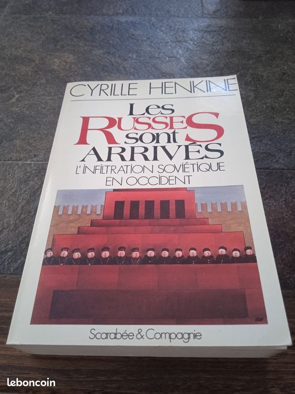LES RUSSES SONT ARRIVÉS de CYRILLE HENKINE (image 1)