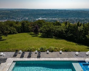 Maison 2 200 000 € - 384 m²