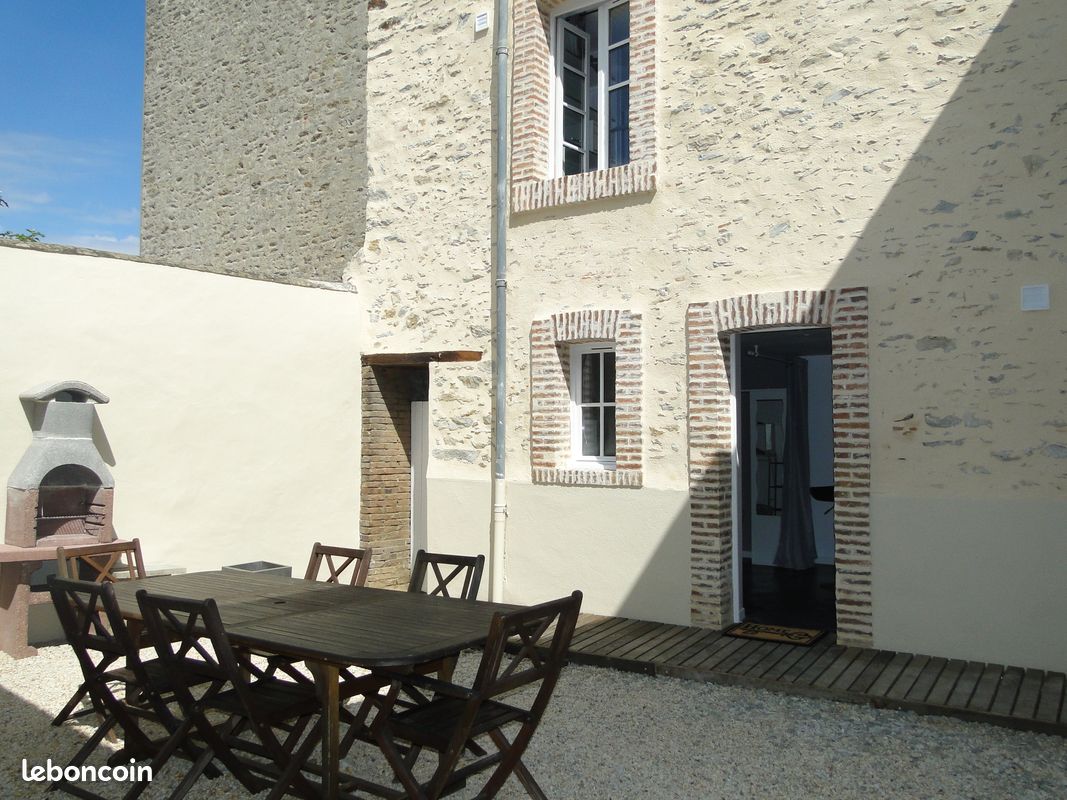 Appartement 2 pièces 14 m² · à Laval · 14 m² · 480 €