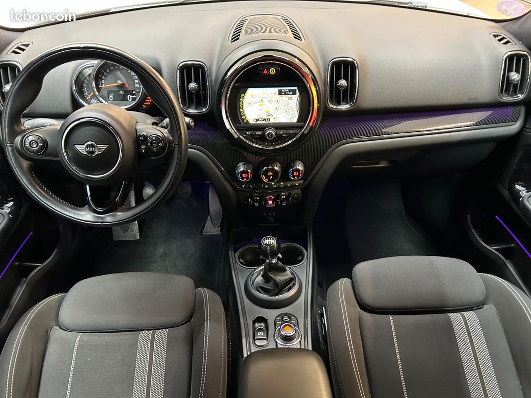 Mini countryman 2.0 190 cooper s clim bi-zone / sieges chauffants / led d'ambiance / feu auto (image 11)