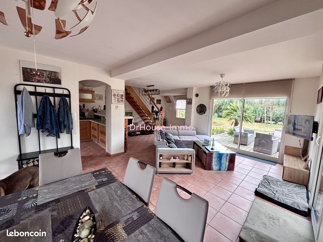 Maison 5 pièces 134 m² · à Le Folgoët · 134 m² · 262 000 €