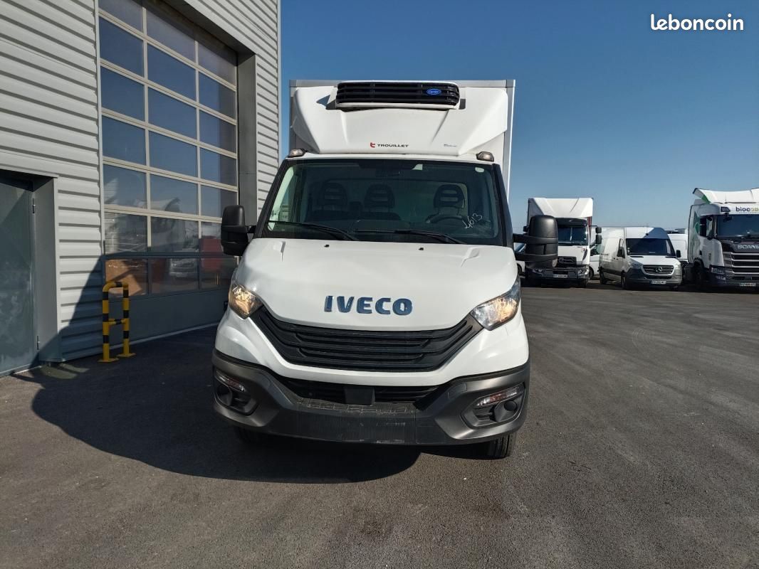 Iveco Daily CHASSIS CABINE FRIGO 12M3 160 CV ROUES JUMELEES HAYON CAISSE CAZAUX GROUPE THERMOKING... (image 2)