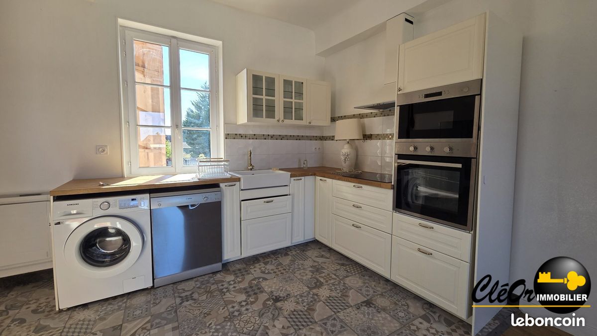 Appartement 4 pièces 74 m² · à Saint-Germain-du-Bois · 74 m² · 750 €/mois