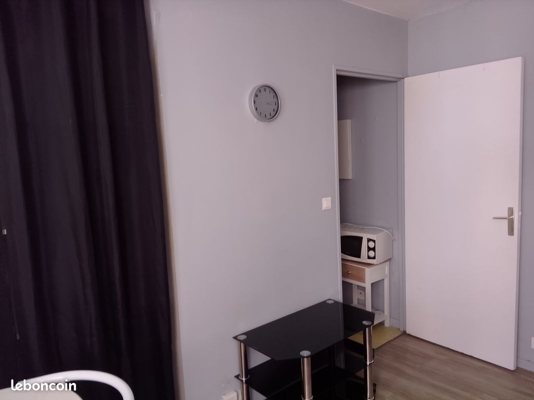 Appartement 1 pièce 23 m² · à Clermont-Ferrand · 23 m² · 420 €
