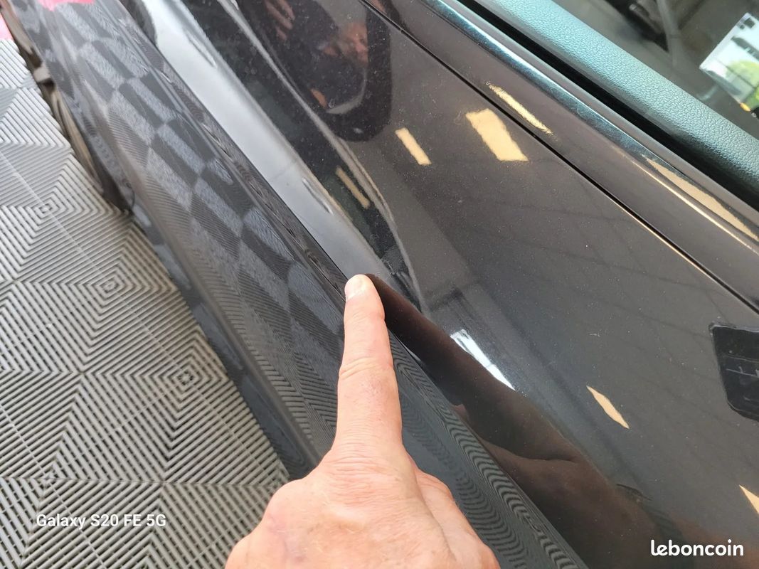 AUDI A3 BERLINE 35 TFSI CoD 150 S tronic 7 Design Luxe + VOLANT SLINE / S-LINE + SIEGES CUIR + ATTELAGE + ENTRETIEN AUDI (image 38)