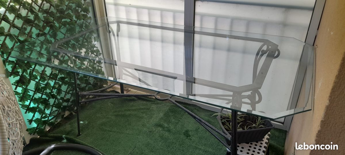 Vend table en verre 180X90 pieds fer forgé (image 1)