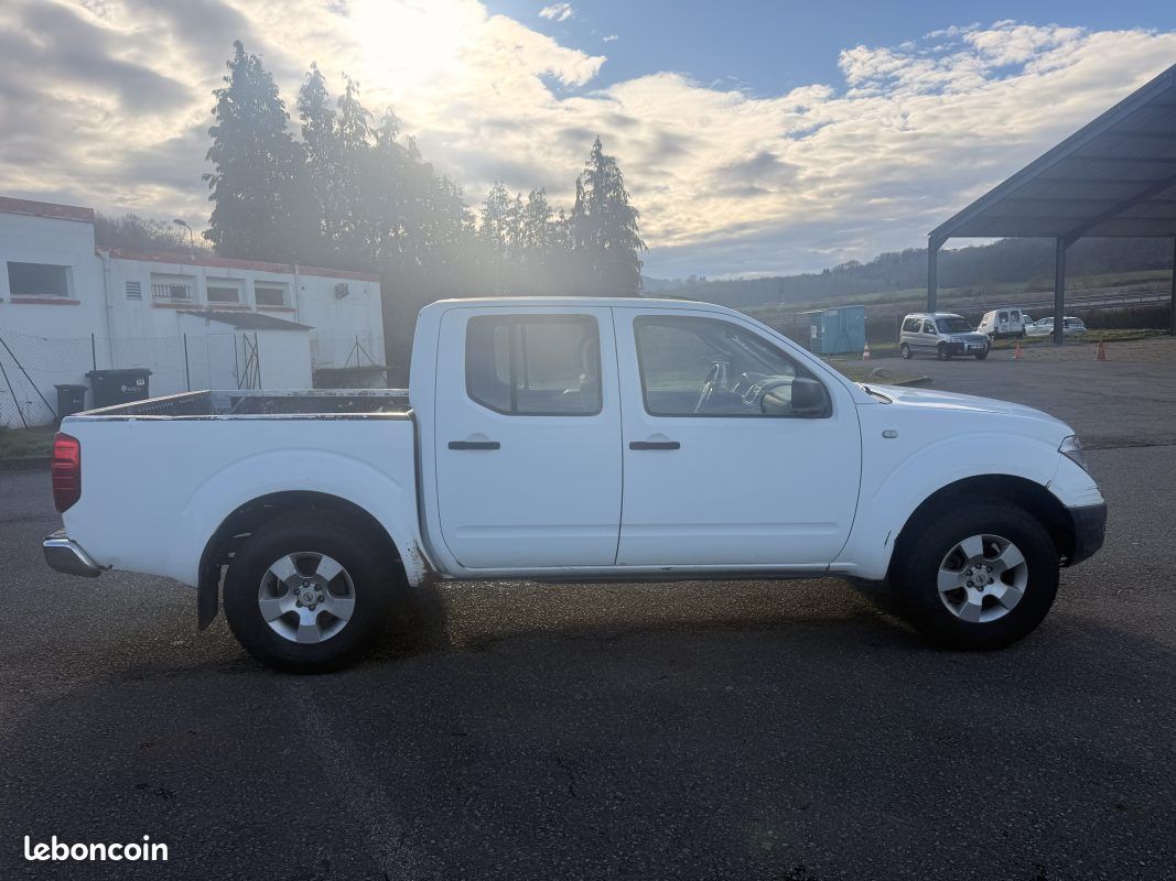 Nissan navara 2.5 dci 16v pickup double cabine 4wd 174 cv 2006 (image 4)