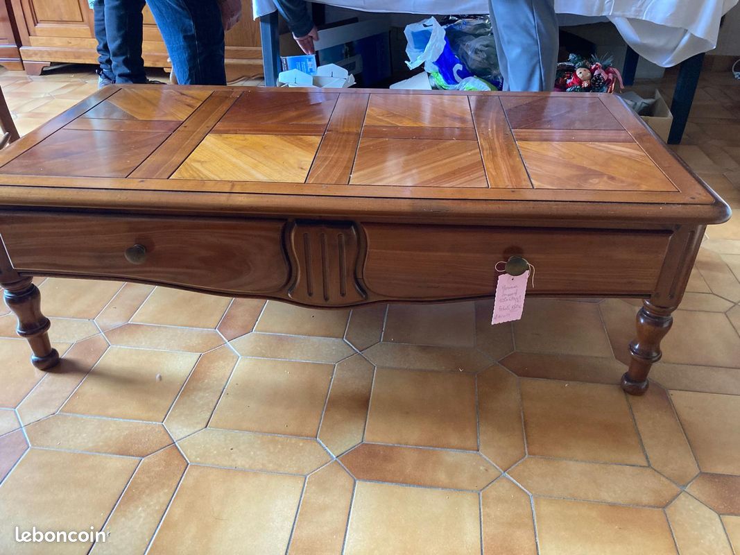 Table De Salle à Manger En Merisier Marron – Bon état, 115 Cm De Large, 4 Chaises Incluses