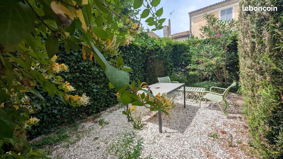 Maison 6 pièces 164 m² · à Magné · 164 m² · 173 250 €
