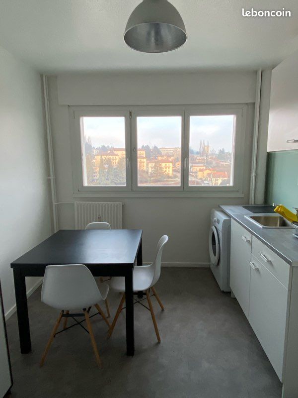 Appartement 3 pièces 67 m² · à Montbéliard · 67,4 m² · 74 000 €