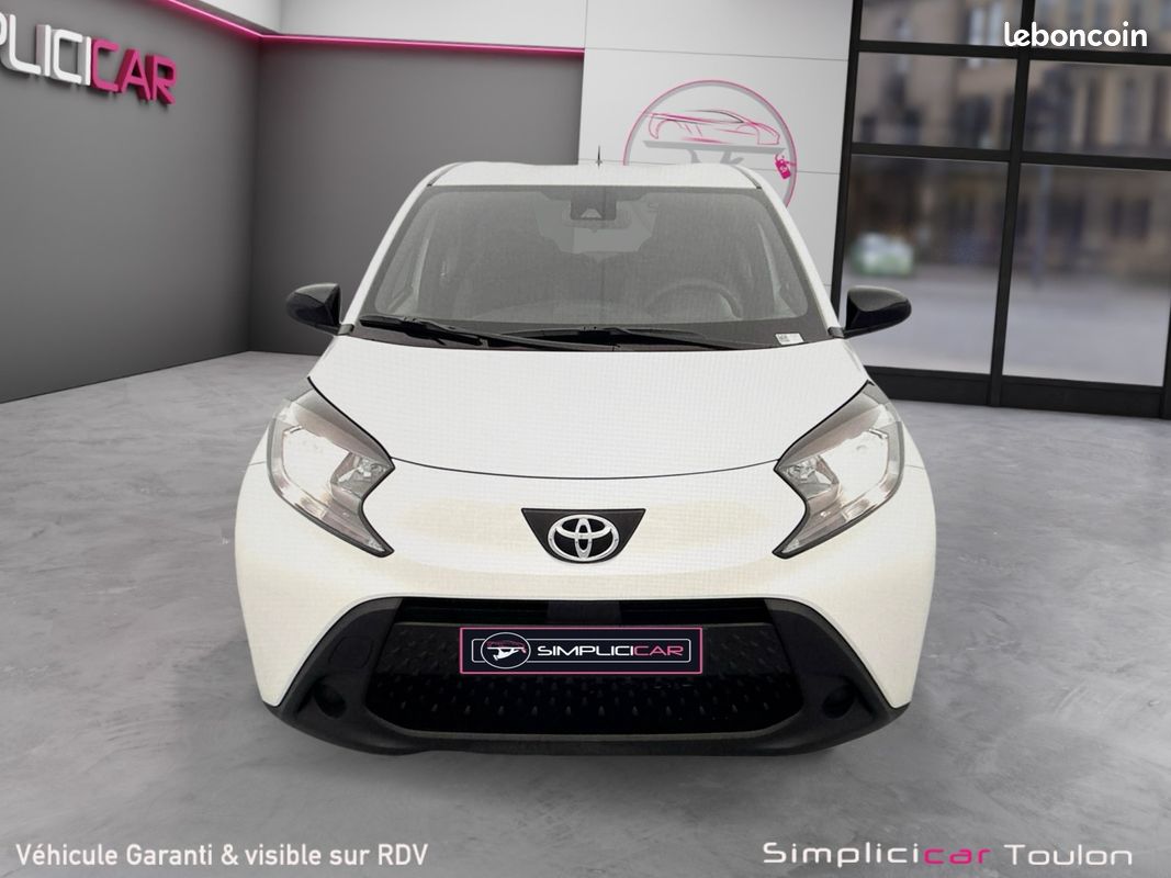 TOYOTA AYGO X Dynamic 72ch NEUVE - CarPlay - Caméra - Garantie Constructeur - Dès 280/mois (image 8)