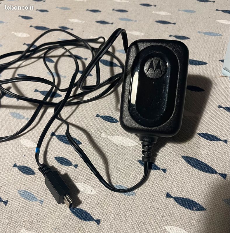 Chargeur Motorola modèle DCH3-05EU (image 1)