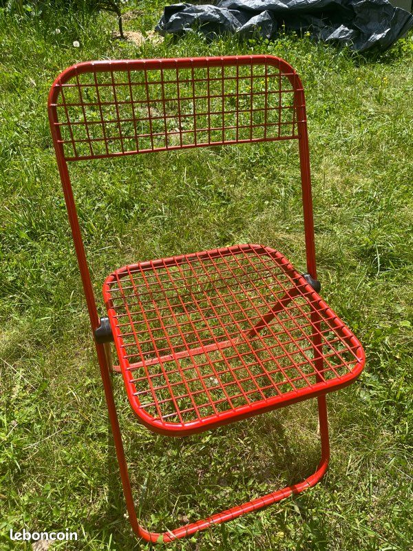 Chaise tarlin rouge (image 1)
