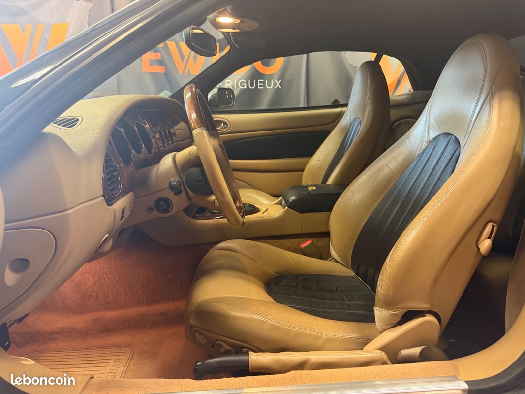 Jaguar xk8 cabriolet 4.0i v8 284 ch - bva sieges electriques/ harman kardon (image 13)