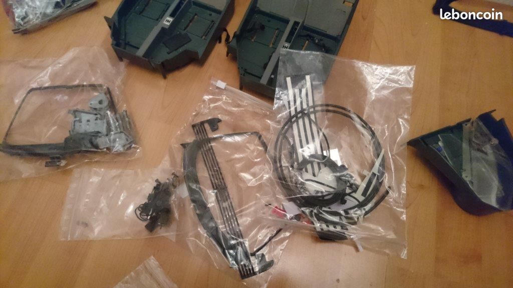 Pièces détachées Pocher 1/8 Porsche et F40 et Testararossa (image 8)