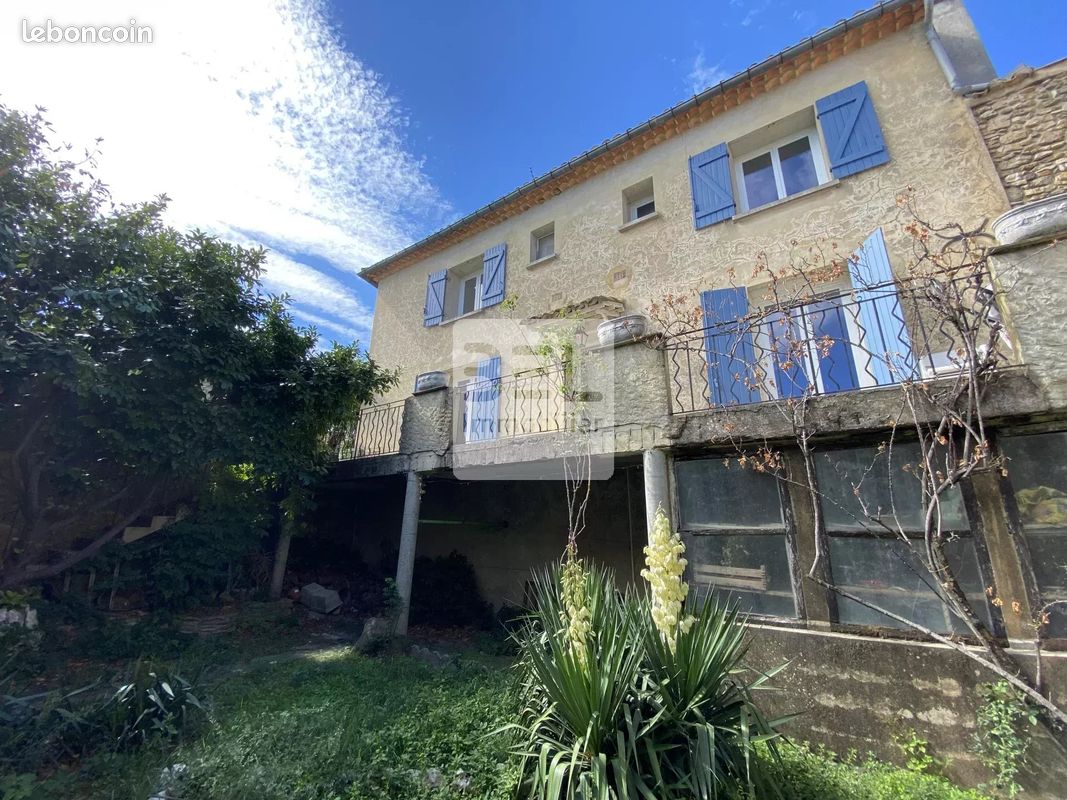 Maison 6 pièces 141 m² · à Saint-Pons-la-Calm · 141 m² · 970 €