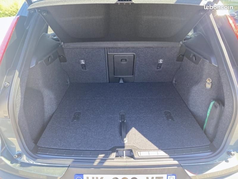 Volvo XC40 B3 163ch Lounge Edition DCT 7 (image 30)