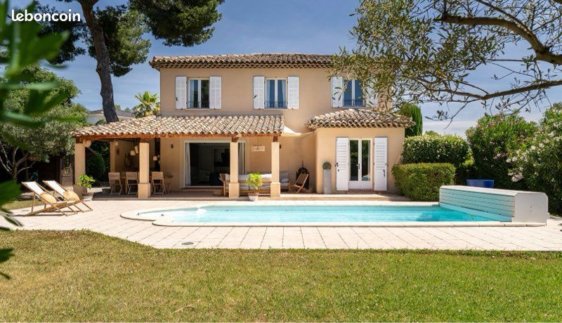 Maison 6 pièces 160 m² · à Rognac · 160 m² · 839 000 €
