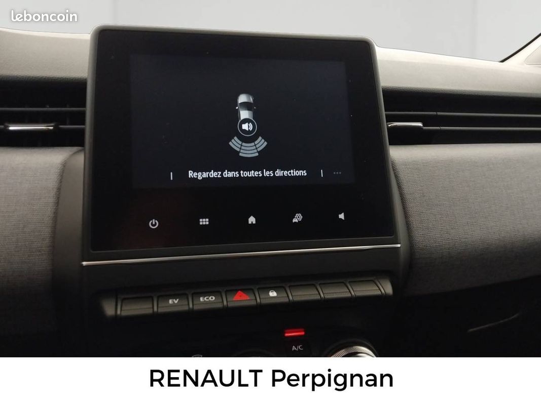 RENAULT Clio E-Tech full hybrid 145 ch GSR2 Evolution (image 19)