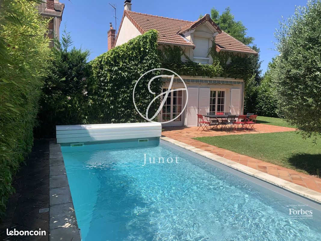 Maison 6 pièces 207 m² · à Le Vésinet · 207 m² · 1 500 000 €