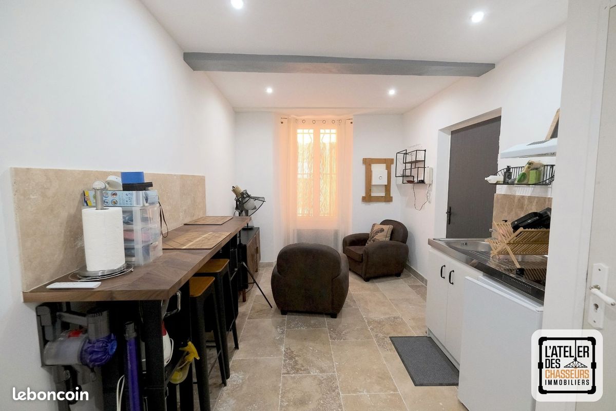 Appartement 2 pièces 27 m² · à Orange · 27 m² · 390 €/mois