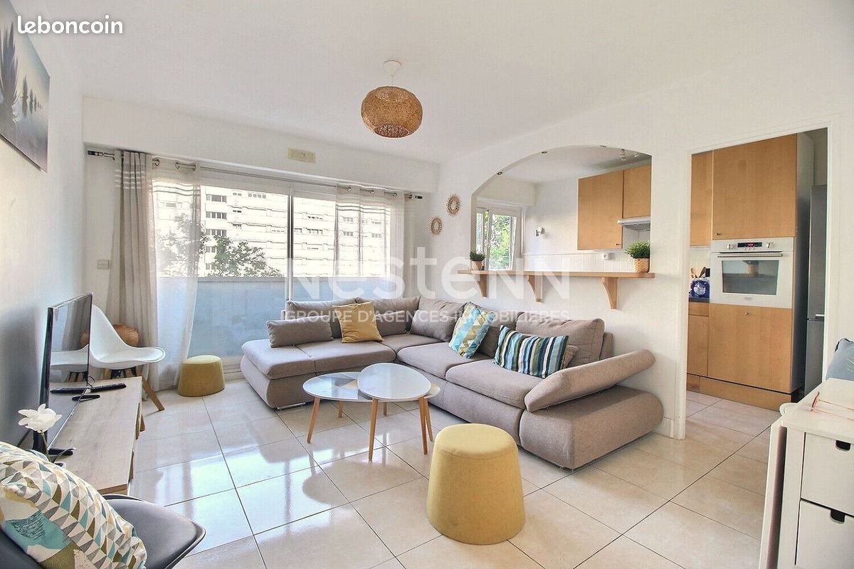 Appartement 2 pièces 55 m² · à Courbevoie · 55 m² · 1 430 €