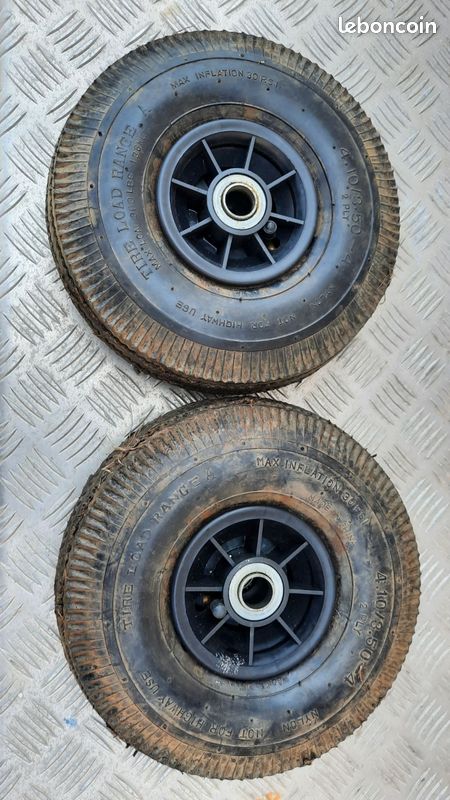 Roues avant tracteur tondeuse (image 1)
