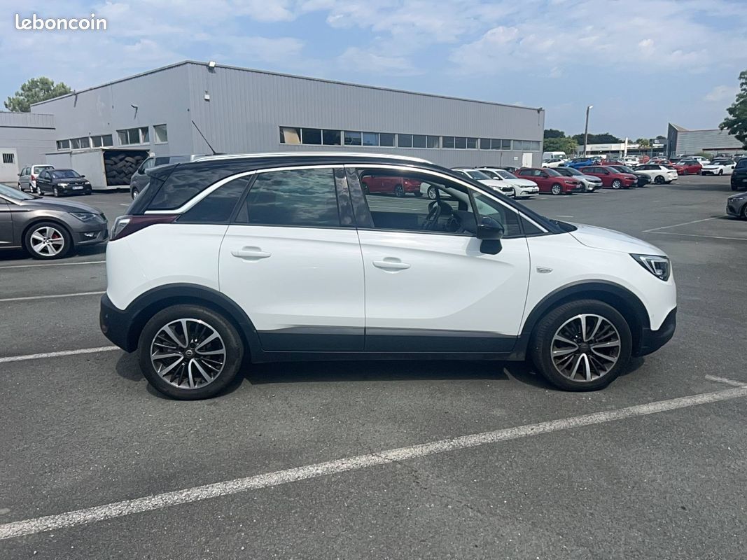 OPEL Crossland X 1.2 Turbo 110 ch Business Elegance (image 23)