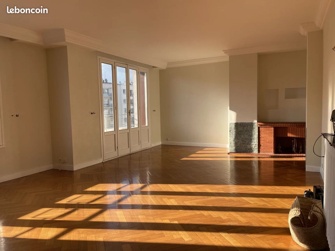 Appartement 3 pièces 90 m² · à Grenoble · 90 m² · 811 €/mois