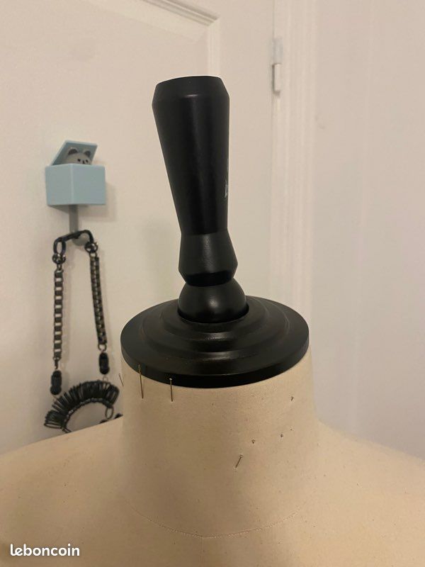 Mannequin en bois homme (image 2)