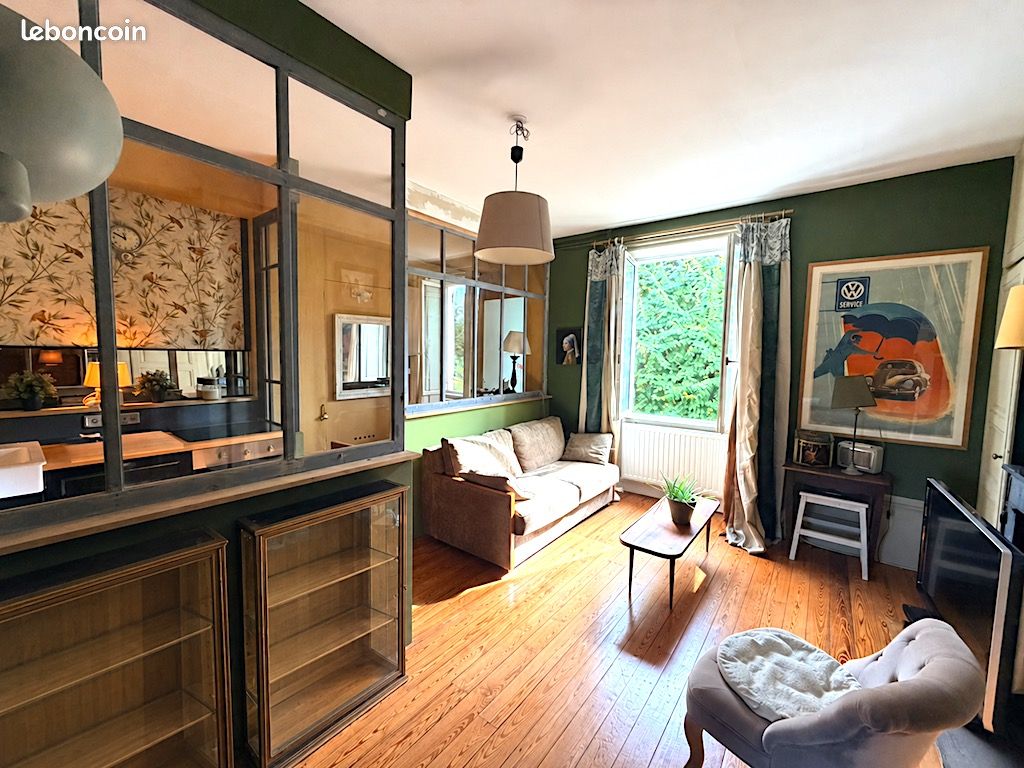 Appartement 2 pièces 43 m² · à Écully · 43 m² · 210 000 €