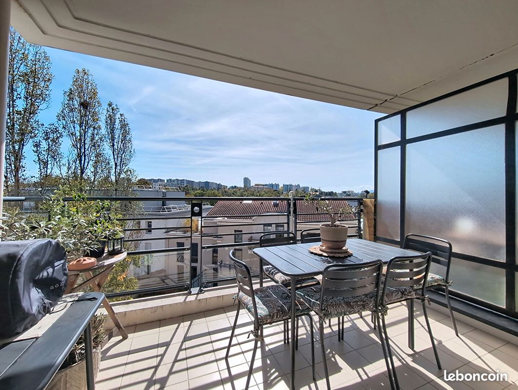 Appartement 3 pièces 72 m² · à Caluire-Et-Cuire · 72 m² · 299 000 €